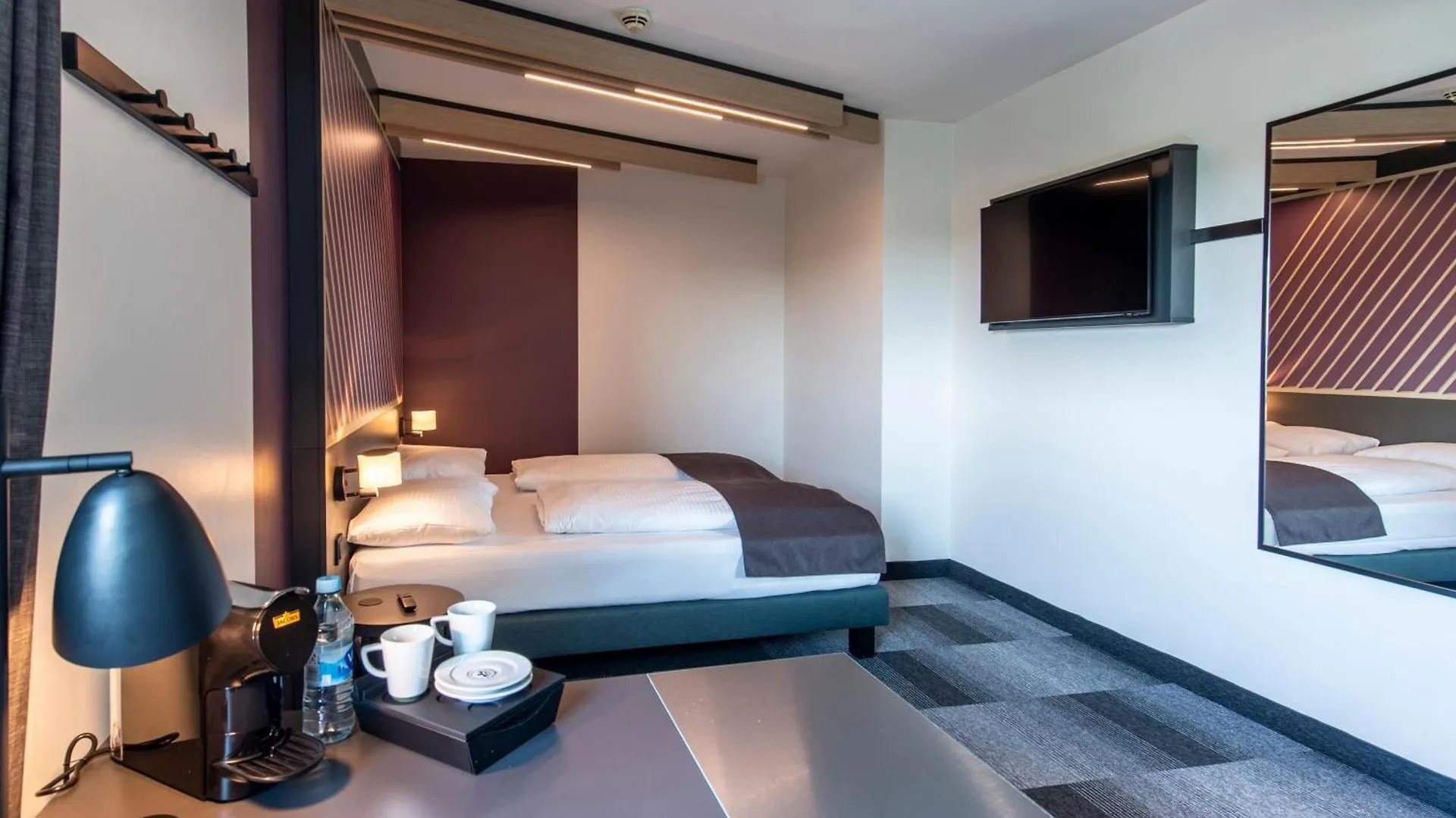 B&B Hotel München City-West 3*,